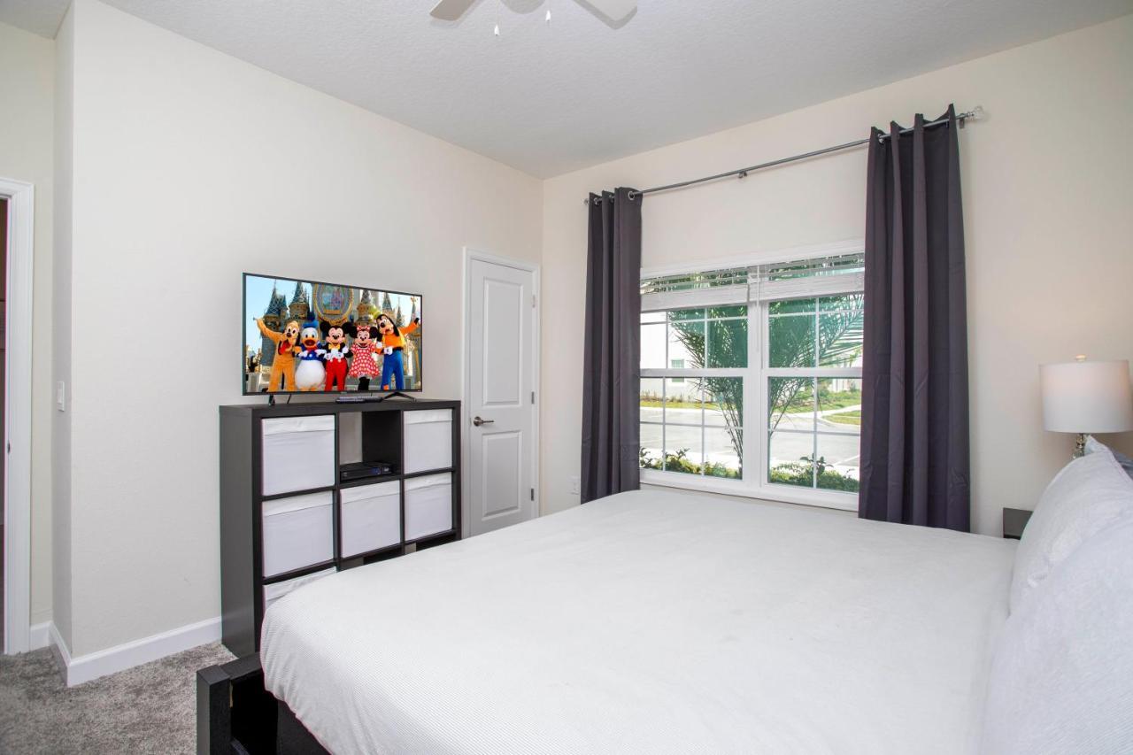 Gorgeous Four Bd W/ Pool Close To Disney 5035 Kissimmee Eksteriør bilde
